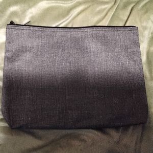 Thirty-One Zipper pouch